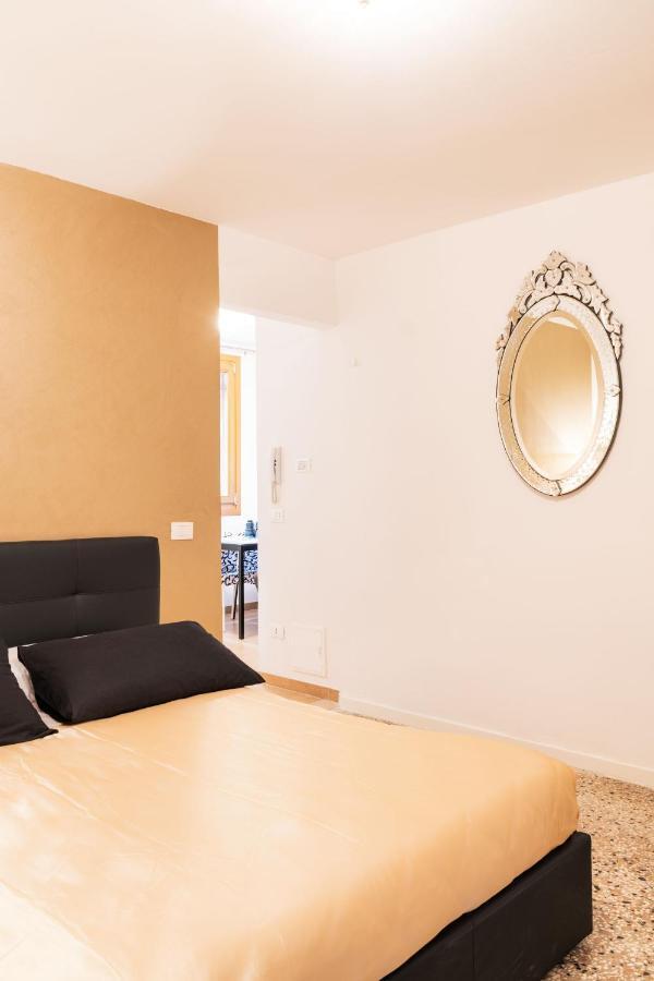 Andrea Venice Flat 1St Floor المظهر الخارجي الصورة
